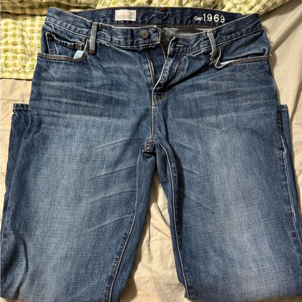 Women’s Sexy Boyfriend Gap Jeans size 10